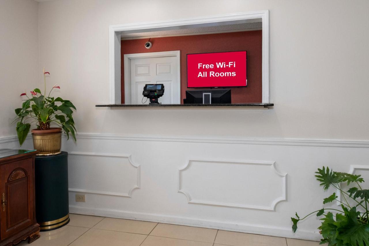 Red Roof Inn & Suites ウィルソン エクステリア 写真