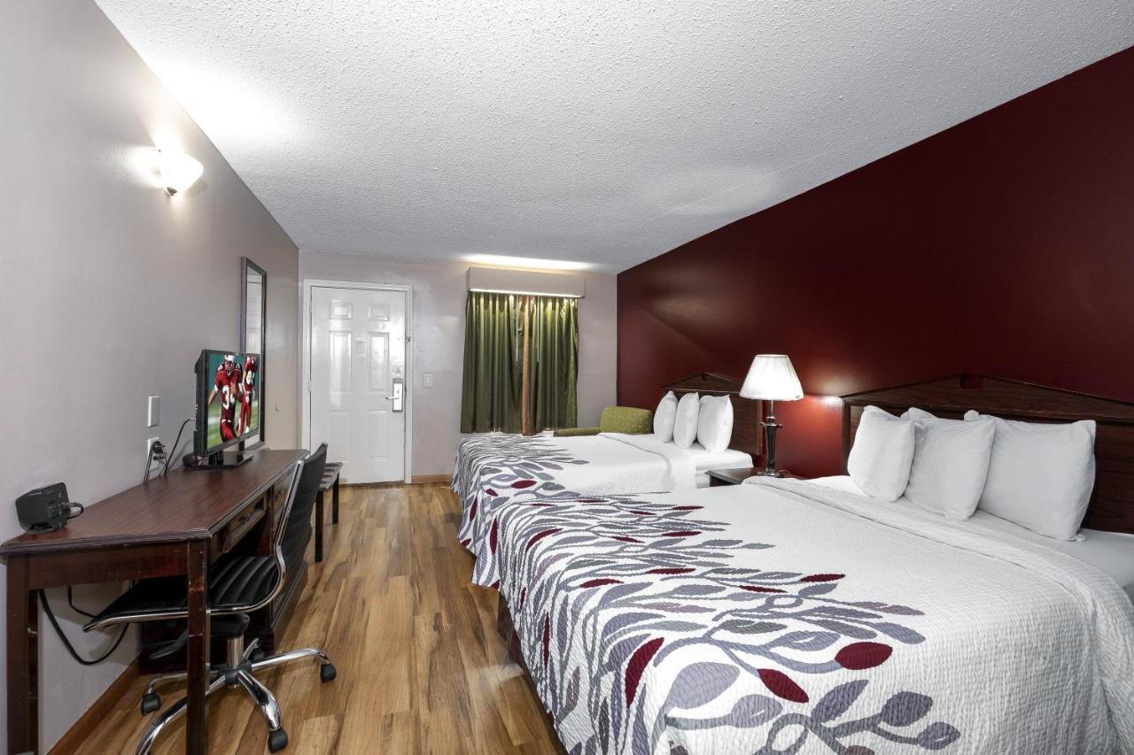 Red Roof Inn & Suites ウィルソン エクステリア 写真