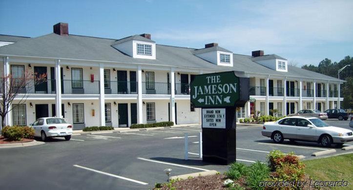 Red Roof Inn & Suites ウィルソン エクステリア 写真