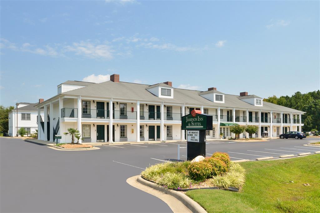 Red Roof Inn & Suites ウィルソン エクステリア 写真